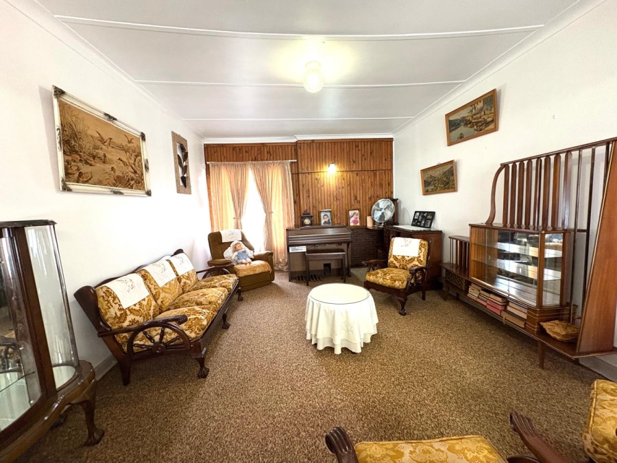 4 Bedroom Property for Sale in Naudeville Free State